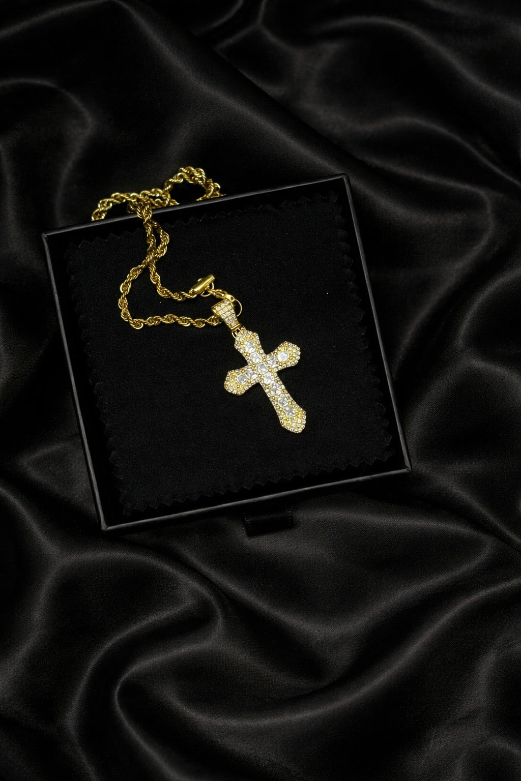 Eternal Chain Cross